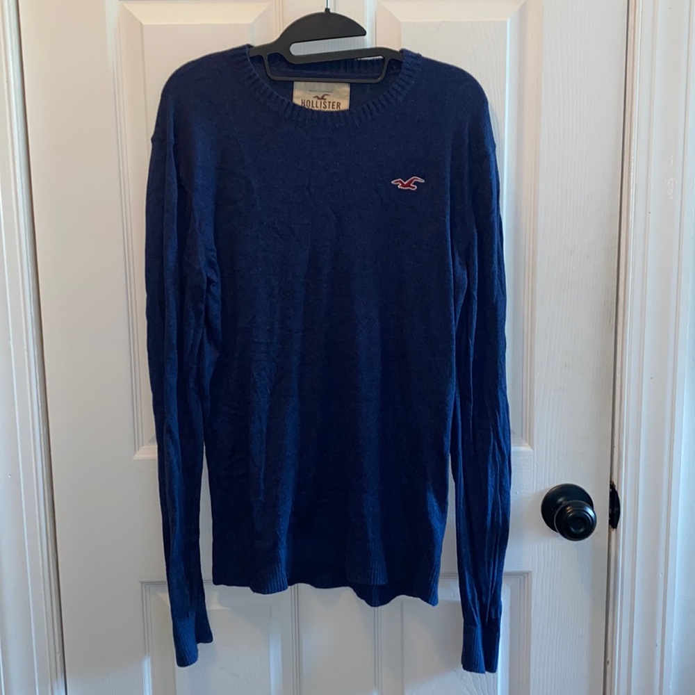 Hollister men’s sweater